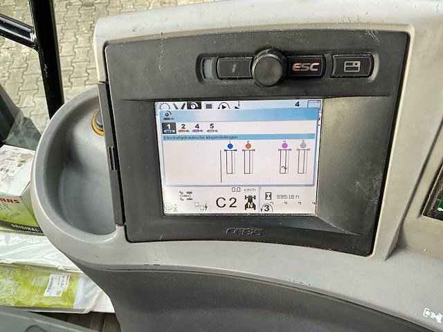 2009 claas arion 640 a19 vierwielaangedreven landbouwtractor - afbeelding 10 van  49