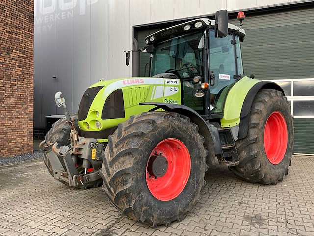 2009 claas arion 640 a19 vierwielaangedreven landbouwtractor - afbeelding 1 van  49