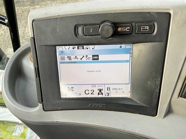 2009 claas arion 640 a19 vierwielaangedreven landbouwtractor - afbeelding 13 van  49