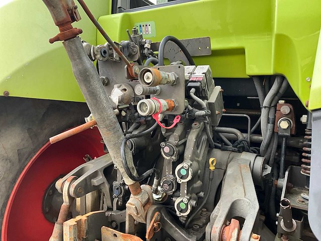 2009 claas arion 640 a19 vierwielaangedreven landbouwtractor - afbeelding 17 van  49