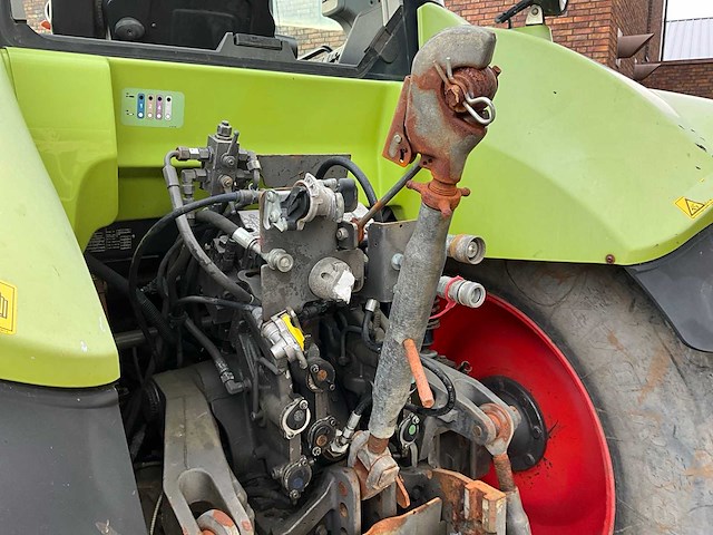 2009 claas arion 640 a19 vierwielaangedreven landbouwtractor - afbeelding 18 van  49