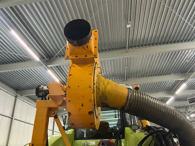 2009 claas axion 820 vierwielaangedreven landbouwtractor - afbeelding 10 van  33