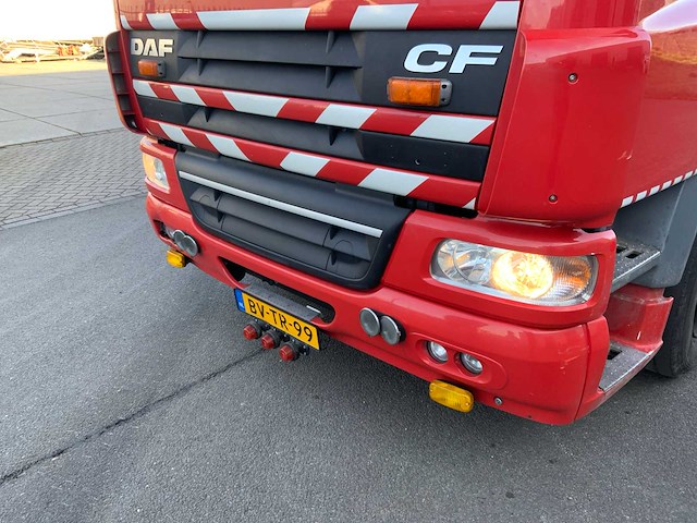 2009 daf cf 75 vrachtwagen met 32m hilton telescoophoogwerker - afbeelding 14 van  102