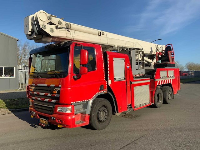 2009 daf cf 75 vrachtwagen met 32m hilton telescoophoogwerker - afbeelding 26 van  102