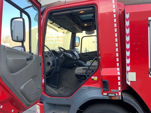 2009 daf cf 75 vrachtwagen met 32m hilton telescoophoogwerker - afbeelding 77 van  102