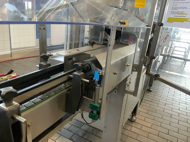 2009 datz stelvin vs8r flessensluit machine - afbeelding 14 van  30