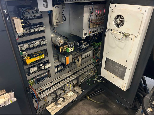 2009 dmg dmu 60 monoblock cnc universeel machinecentrum - afbeelding 10 van  21