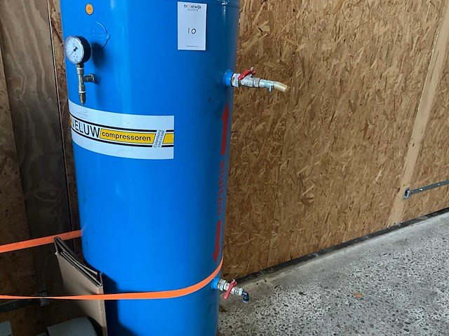 2009 eure nf 270x buffertank - afbeelding 3 van  5