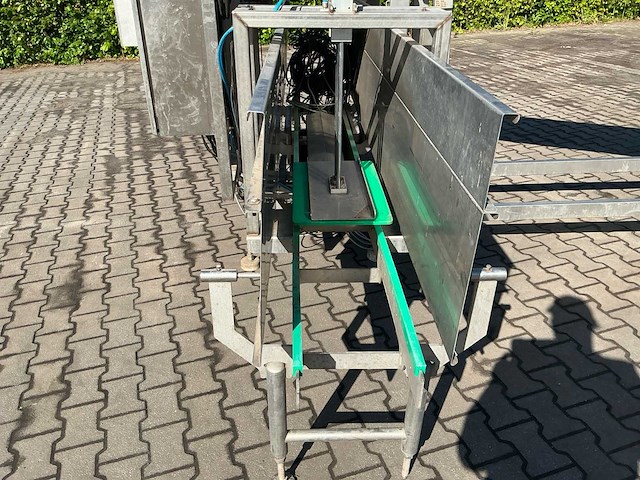 2009 feltacon 52a weeg / afvul machine met transportband - afbeelding 13 van  14