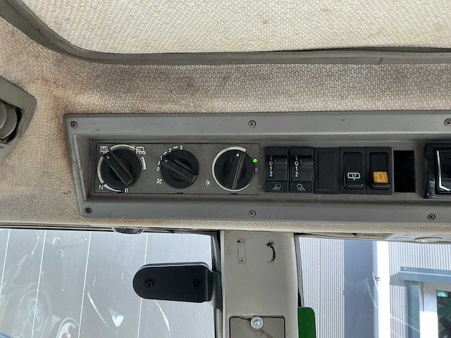 2009 fendt 312 vario tms vierwielaangedreven landbouwtractor - afbeelding 13 van  24