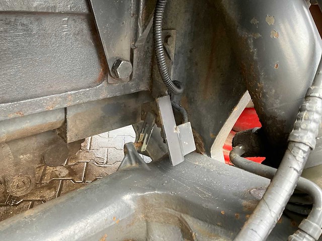 2009 fendt 714 vario tms vierwielaangedreven landbouwtractor - afbeelding 2 van  31