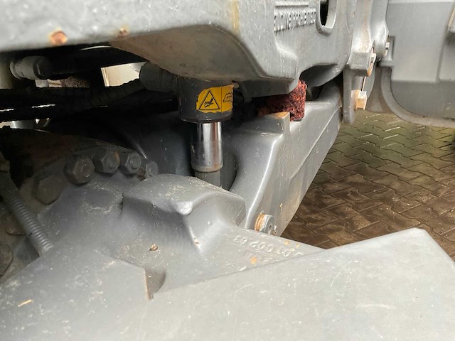 2009 fendt 714 vario tms vierwielaangedreven landbouwtractor - afbeelding 3 van  31