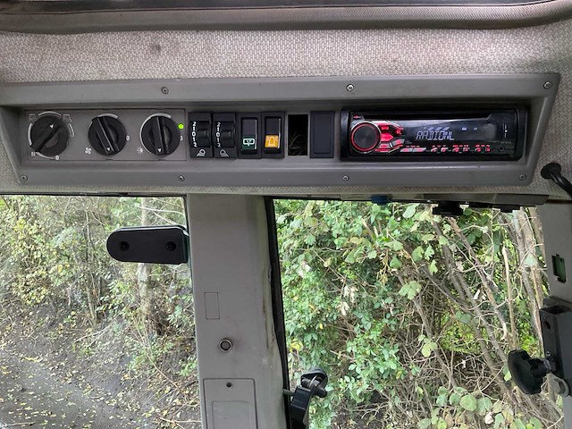 2009 fendt 714 vario tms vierwielaangedreven landbouwtractor - afbeelding 18 van  31