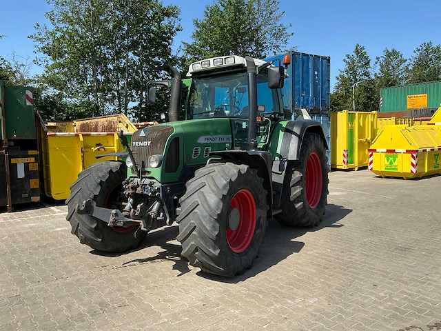 2009 fendt 714 vario vierwielaangedreven landbouwtractor - afbeelding 1 van  17