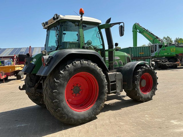 2009 fendt 714 vario vierwielaangedreven landbouwtractor - afbeelding 13 van  17