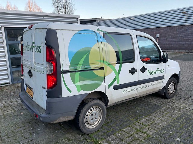 2009 fiat doblò bedrijfswagen - afbeelding 12 van  18