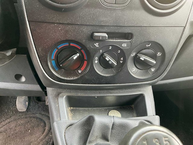 2009 fiat fiorino bedrijfswagen - afbeelding 17 van  39