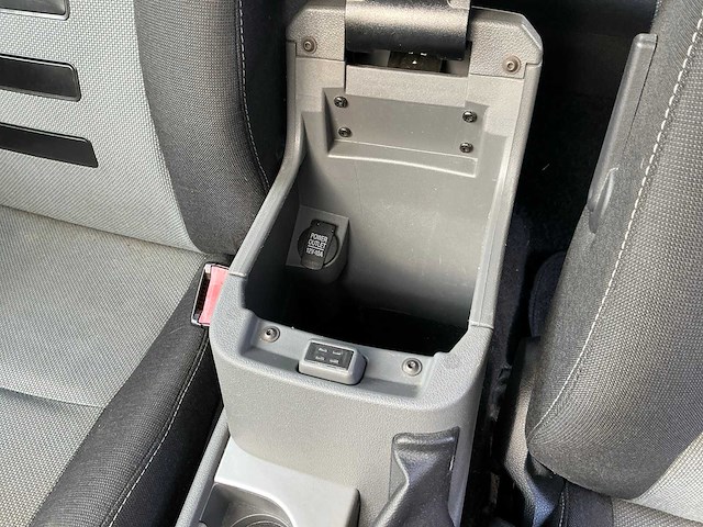 2009 ford focus 1.6 i defect personenauto - afbeelding 19 van  45