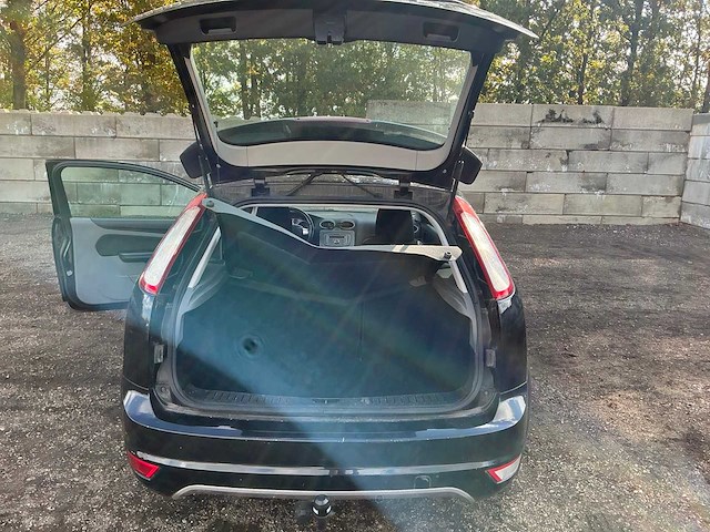2009 ford focus 1.6 i defect personenauto - afbeelding 28 van  45