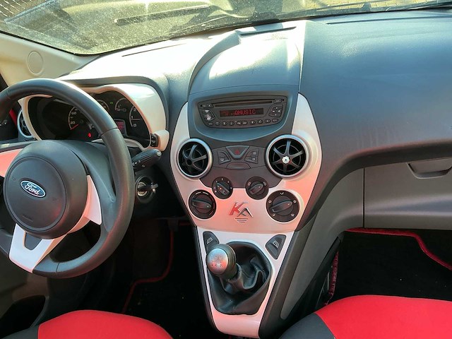 2009 ford ka 1.2 titanium personenauto - afbeelding 4 van  17