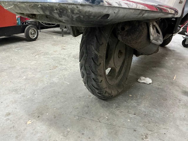 2009 fosti bromscooter grande retro ft50qt brommer - afbeelding 8 van  9