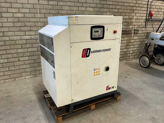 2009 gardner denver ese 30 schroefcompressor - afbeelding 1 van  16