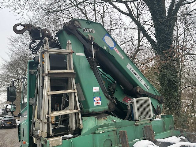 2009 ginaf 3233s 6x2 bakwagen met autolaadkraan - afbeelding 14 van  33