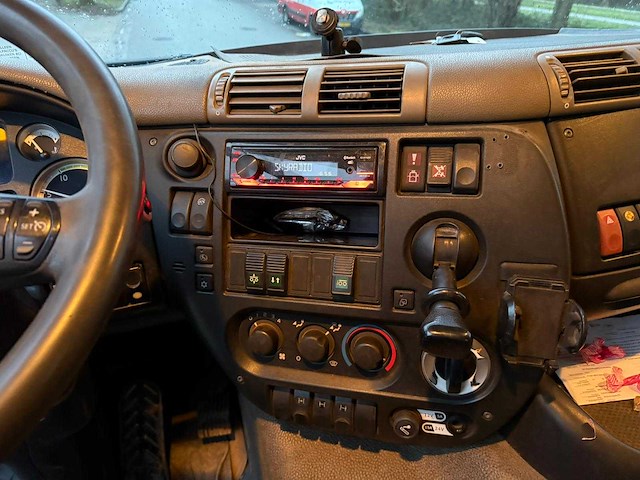 2009 ginaf 3233s 6x2 bakwagen met autolaadkraan - afbeelding 33 van  33