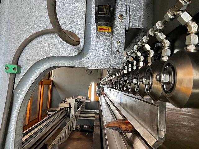 2009 haco erm 60-320 cnc-kantbank - afbeelding 3 van  25