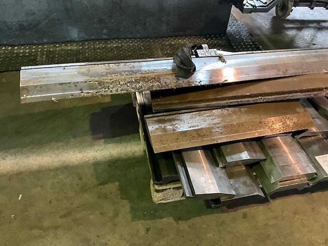 2009 haco erm 60-320 cnc-kantbank - afbeelding 18 van  25