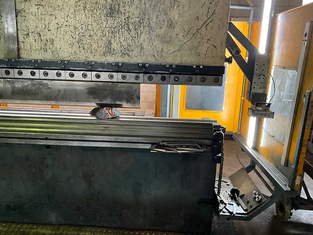 2009 haco erm 60-320 cnc-kantbank - afbeelding 22 van  25