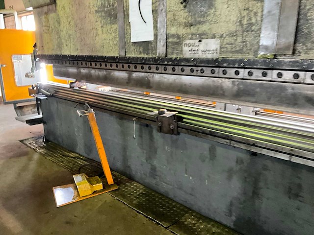 2009 haco erm 60-320 cnc-kantbank - afbeelding 23 van  25