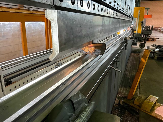 2009 haco erm 60-320 cnc-kantbank - afbeelding 25 van  25