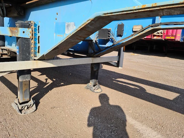 2009 hammar 36 ton 195d sideloader - afbeelding 19 van  56