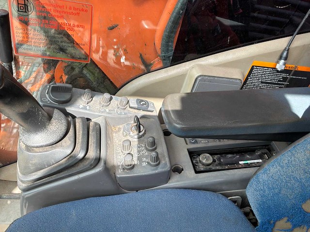 2009 hitachi zx140w-3 banden graafmachine - afbeelding 14 van  34