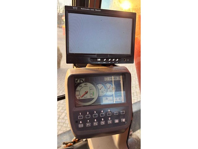 2009 hitachi zx140w-3 banden graafmachine - afbeelding 4 van  19