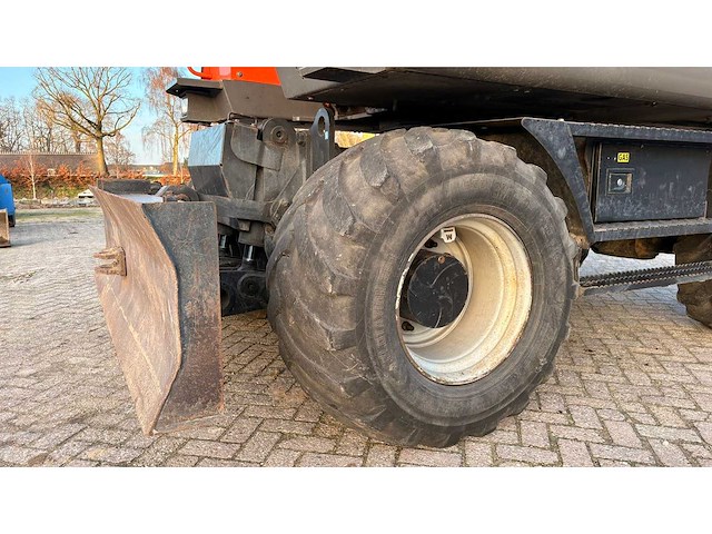 2009 hitachi zx140w-3 banden graafmachine - afbeelding 16 van  19