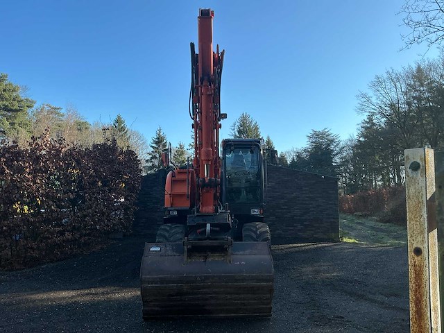 2009 hitachi zx140w banden graafmachine - afbeelding 4 van  4