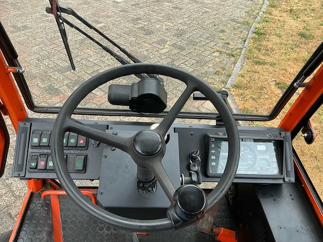 2009 holder c2.42 werktuigdrager kniktractor - afbeelding 17 van  26