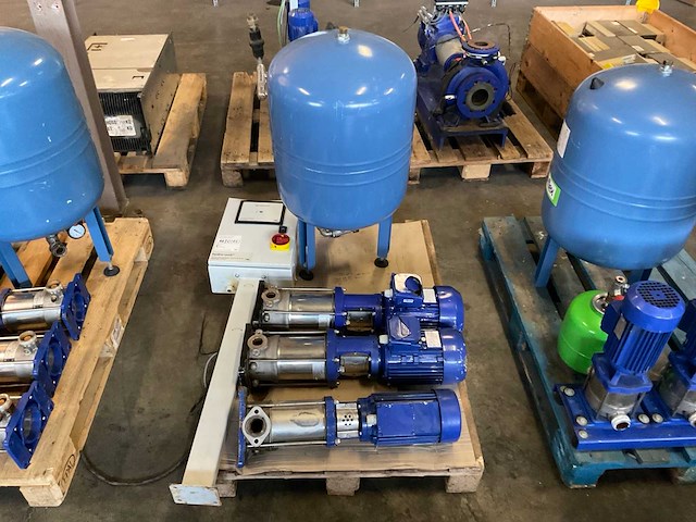 2009 hydro-unit dkvo 730 drukverhogingsinstallatie - afbeelding 1 van  4