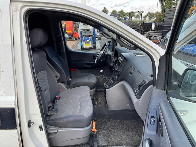 2009 hyundai h 300 2.5 crdi active bedrijfswagen 5-vdf-10 - afbeelding 30 van  36