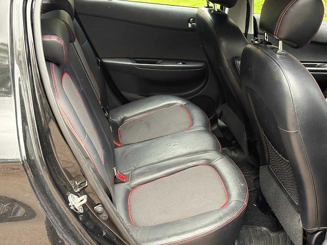 2009 hyundai i20 1.4i i-catcher personenauto - afbeelding 9 van  11