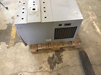 2009 imi cornelius h-100e 1/2 900k eliwell hk nl barkoeling - afbeelding 2 van  5