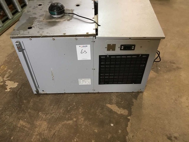 2009 imi cornelius h100 1/2 900k eliwell hk nl barkoeling - afbeelding 1 van  5