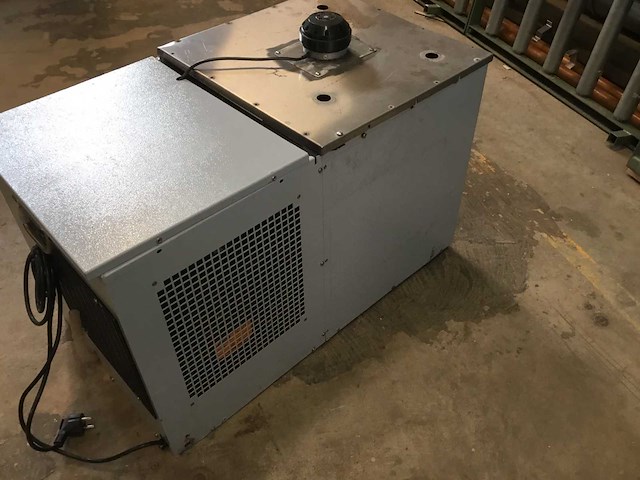 2009 imi cornelius h100 1/2 900k eliwell hk nl barkoeling - afbeelding 3 van  5