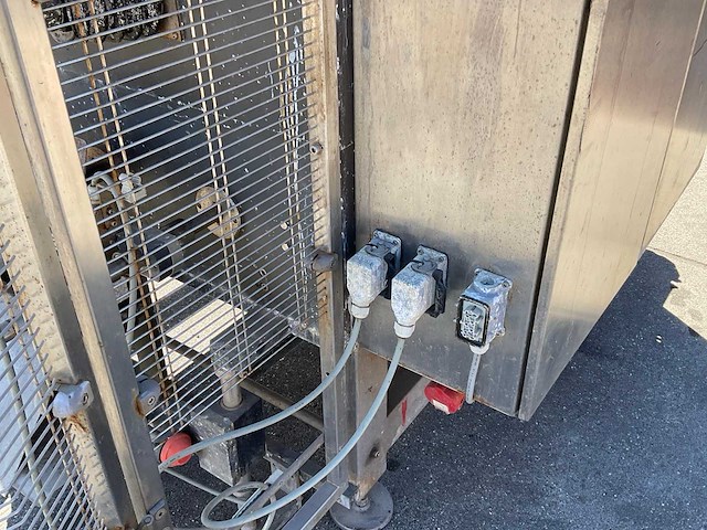 2009 inno-tech 3900 revo zakken vorm-, vul- en sluitmachine - afbeelding 7 van  8