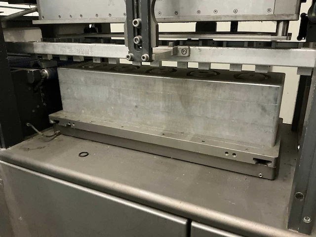2009 ishida qx775-r-deep traysealer - afbeelding 16 van  16