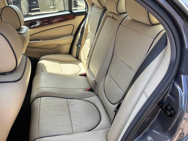 2009 jaguar xj 2.7d v6 personenauto - afbeelding 9 van  27