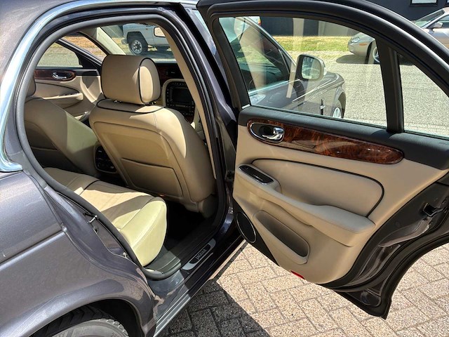 2009 jaguar xj 2.7d v6 personenauto - afbeelding 11 van  27