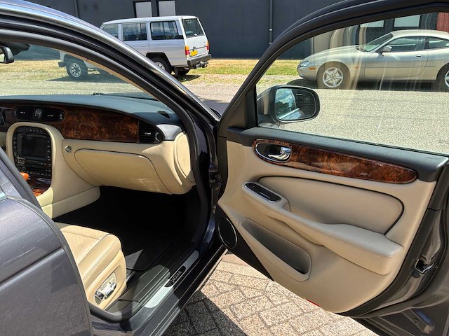 2009 jaguar xj 2.7d v6 personenauto - afbeelding 14 van  27